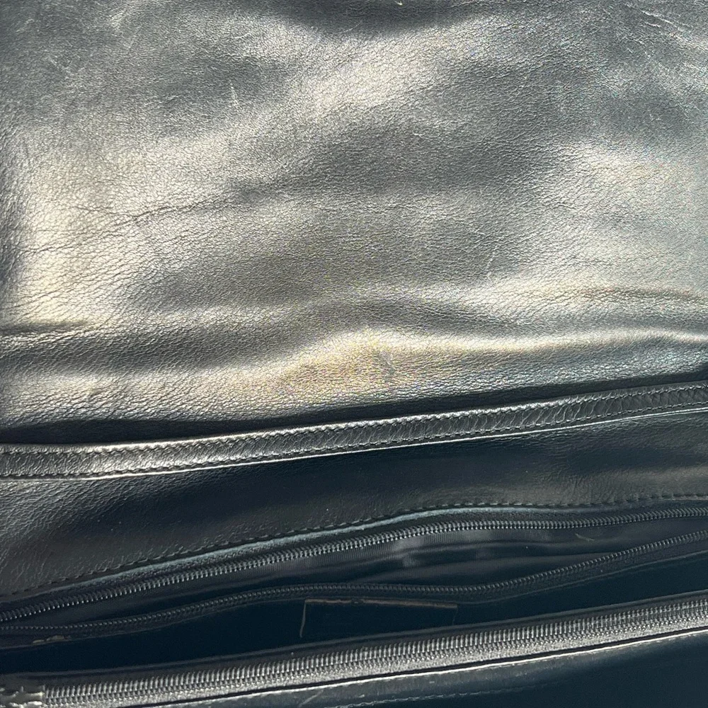 Fendi  Lambskin Black Crossbody Bag - Picture 4 of 7